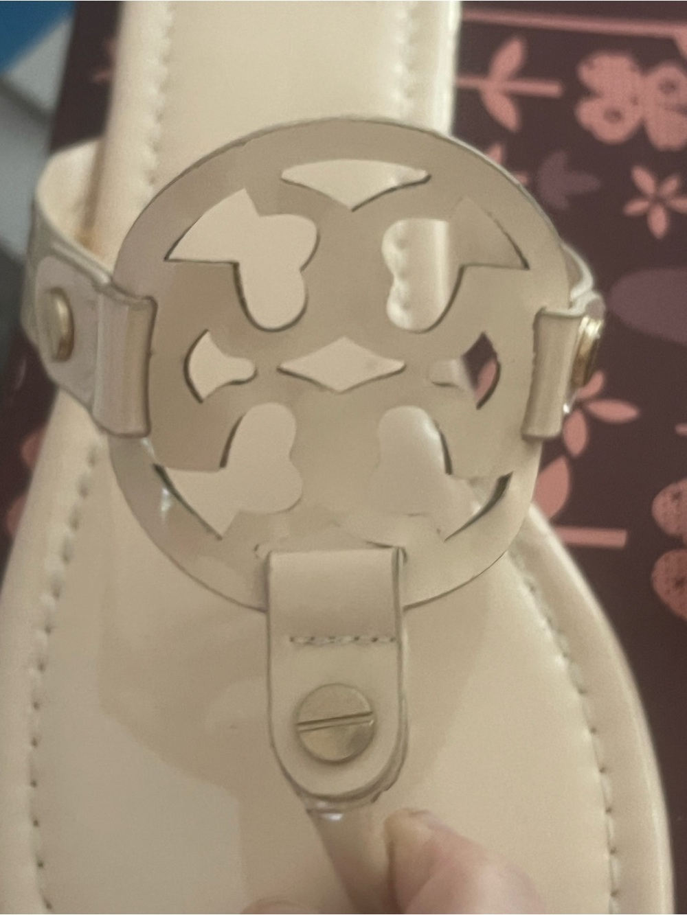 Women’s Tori Burch Cream/blush Logo-Emblem Thong Sandals